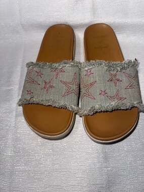 Minnetonka x Lottie Moss Denim Abbey Slide Sandals with Embroidered Stars